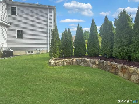 22 Rowland Farm Road Oxford CT 06478