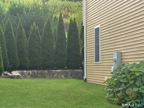22 Rowland Farm Road Oxford CT 06478
