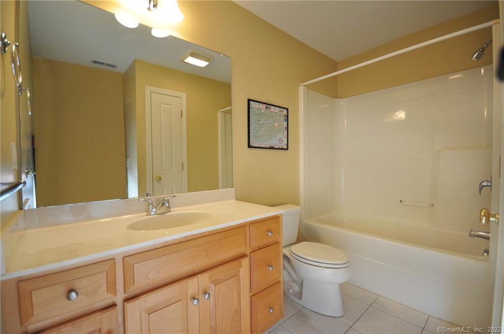59 Bradford Walk Farmington CT 06032
