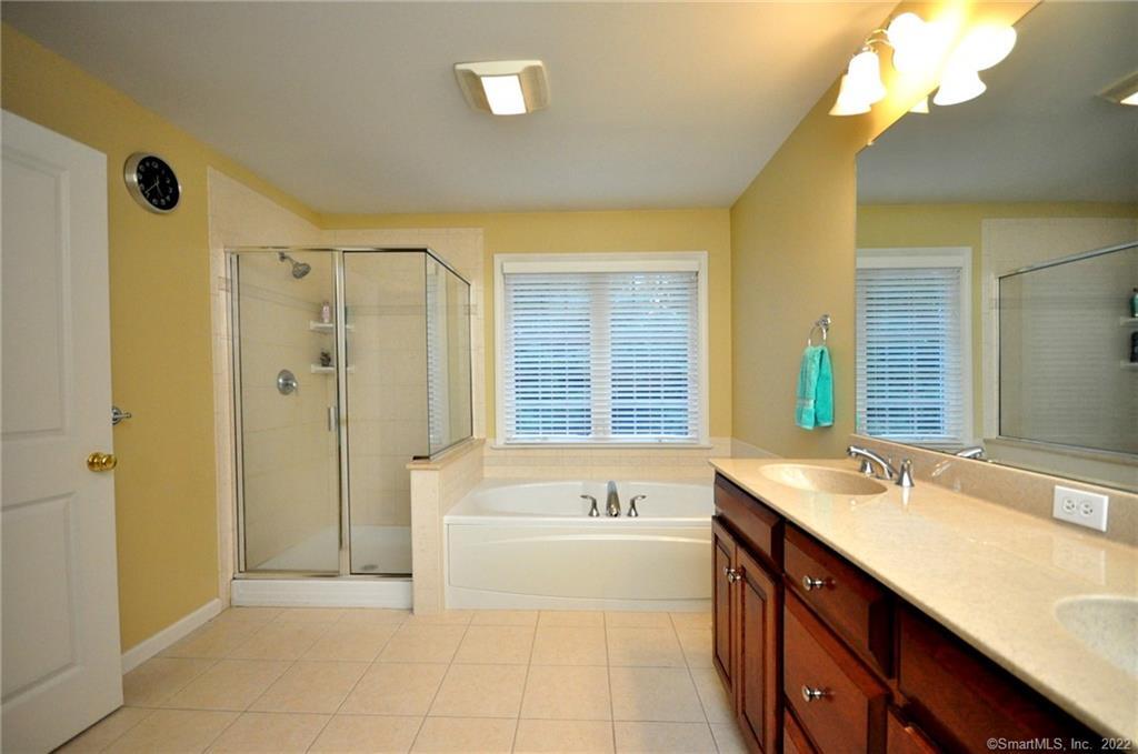 59 Bradford Walk Farmington CT 06032