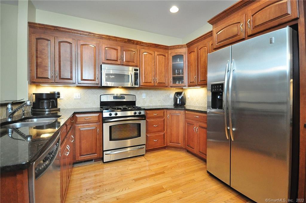 59 Bradford Walk Farmington CT 06032