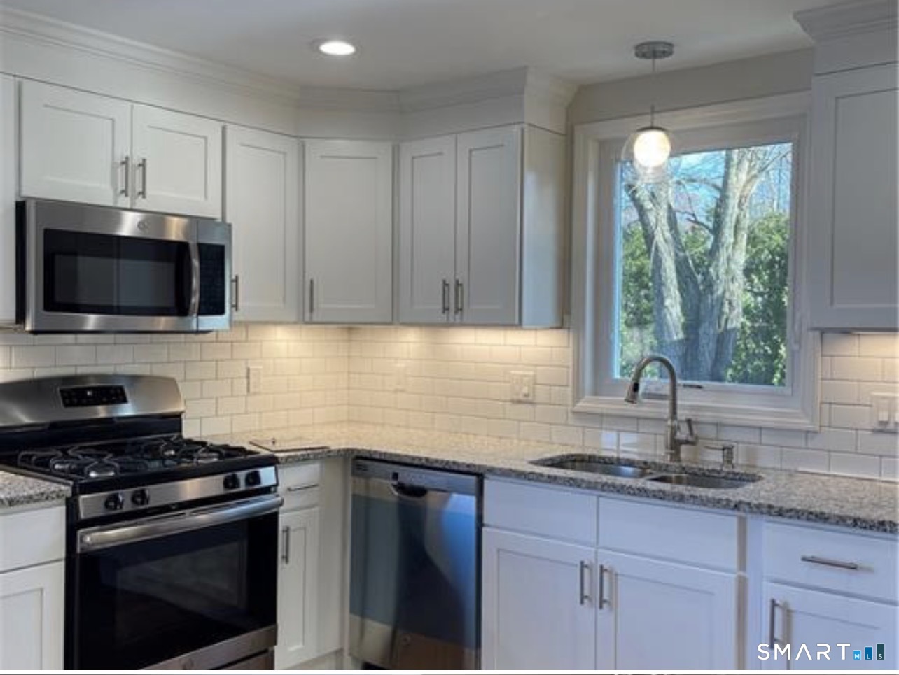 1025 Meriden Road Waterbury CT 06705