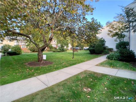 64 East Gate Lane Hamden CT 06514