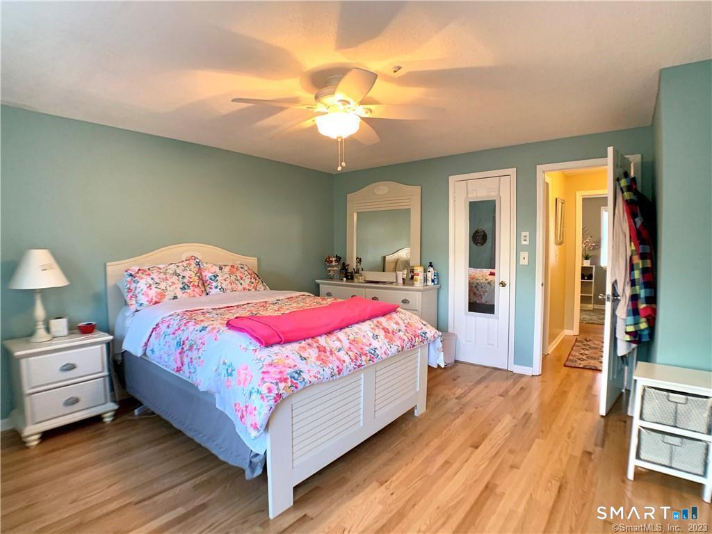 64 East Gate Lane Hamden CT 06514