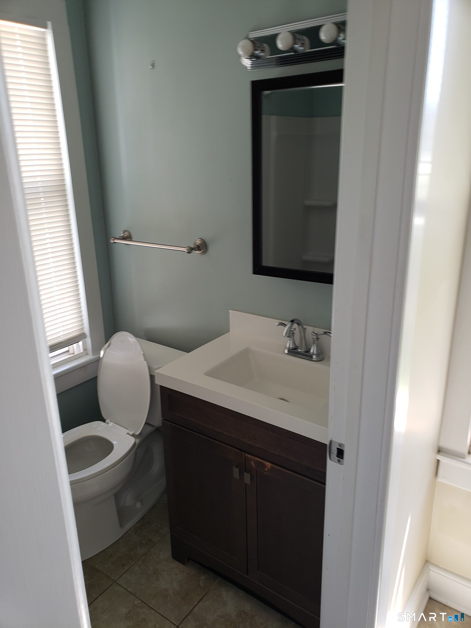 8 Lincoln Avenue Stonington CT 06379