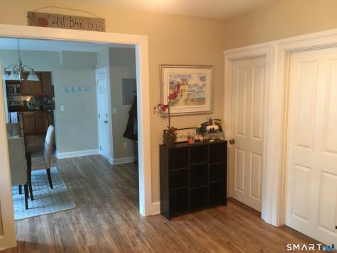 8 Lincoln Avenue Stonington CT 06379