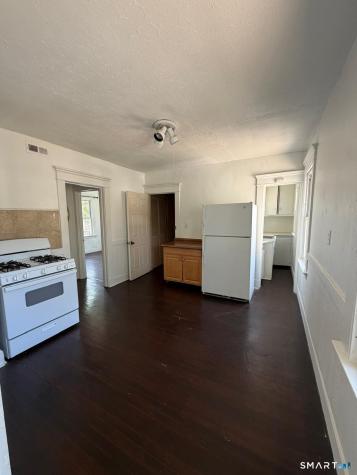 35 Irvington Street New Haven CT 06513