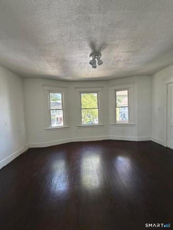 35 Irvington Street New Haven CT 06513