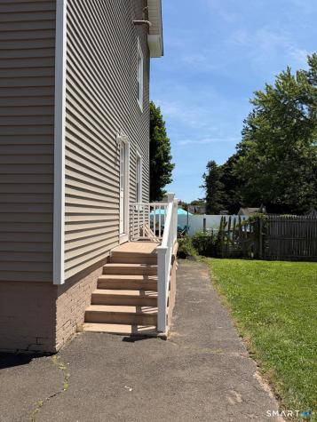 35 Irvington Street New Haven CT 06513