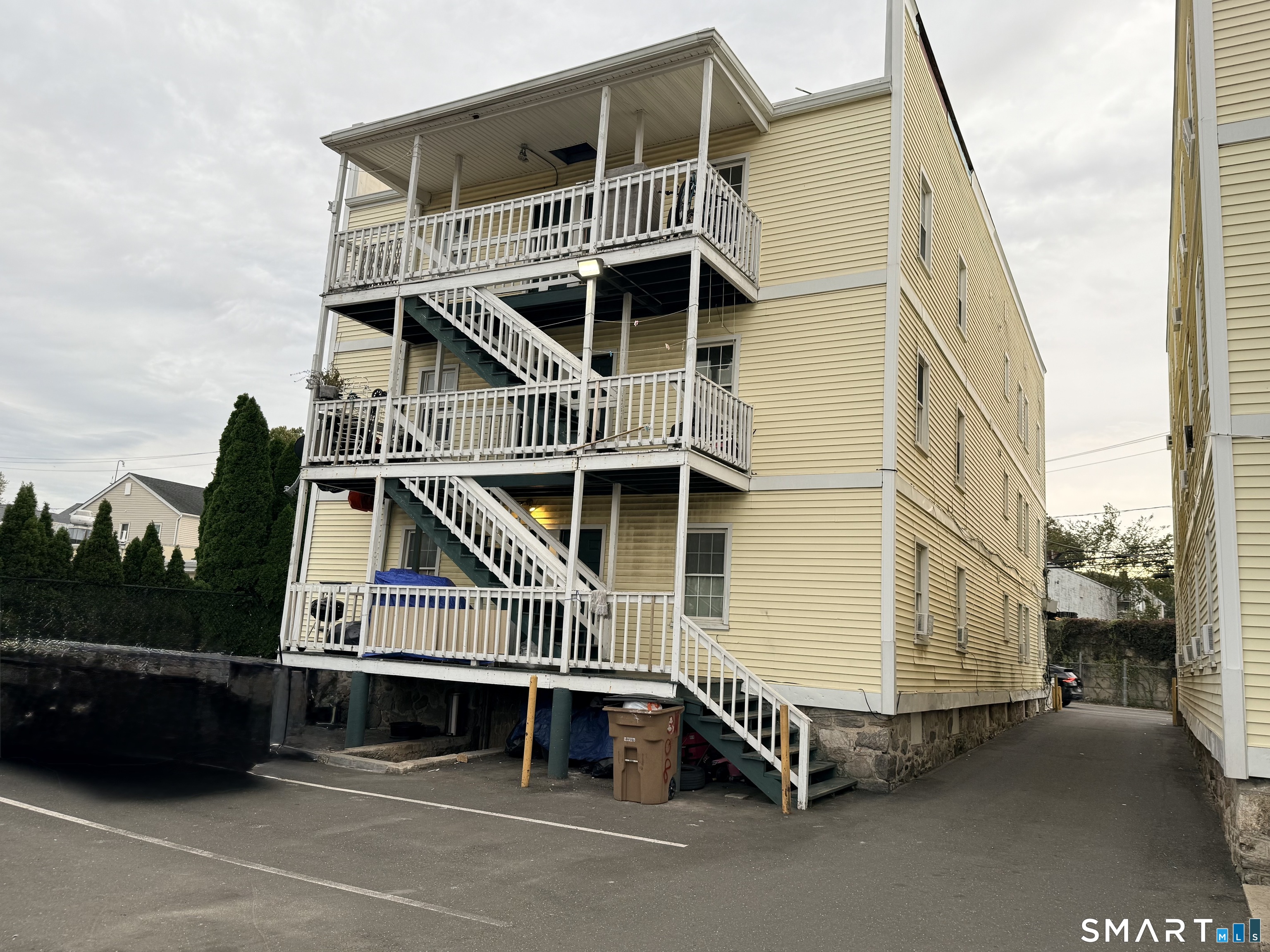 312 Greenwich Avenue Stamford CT 06902