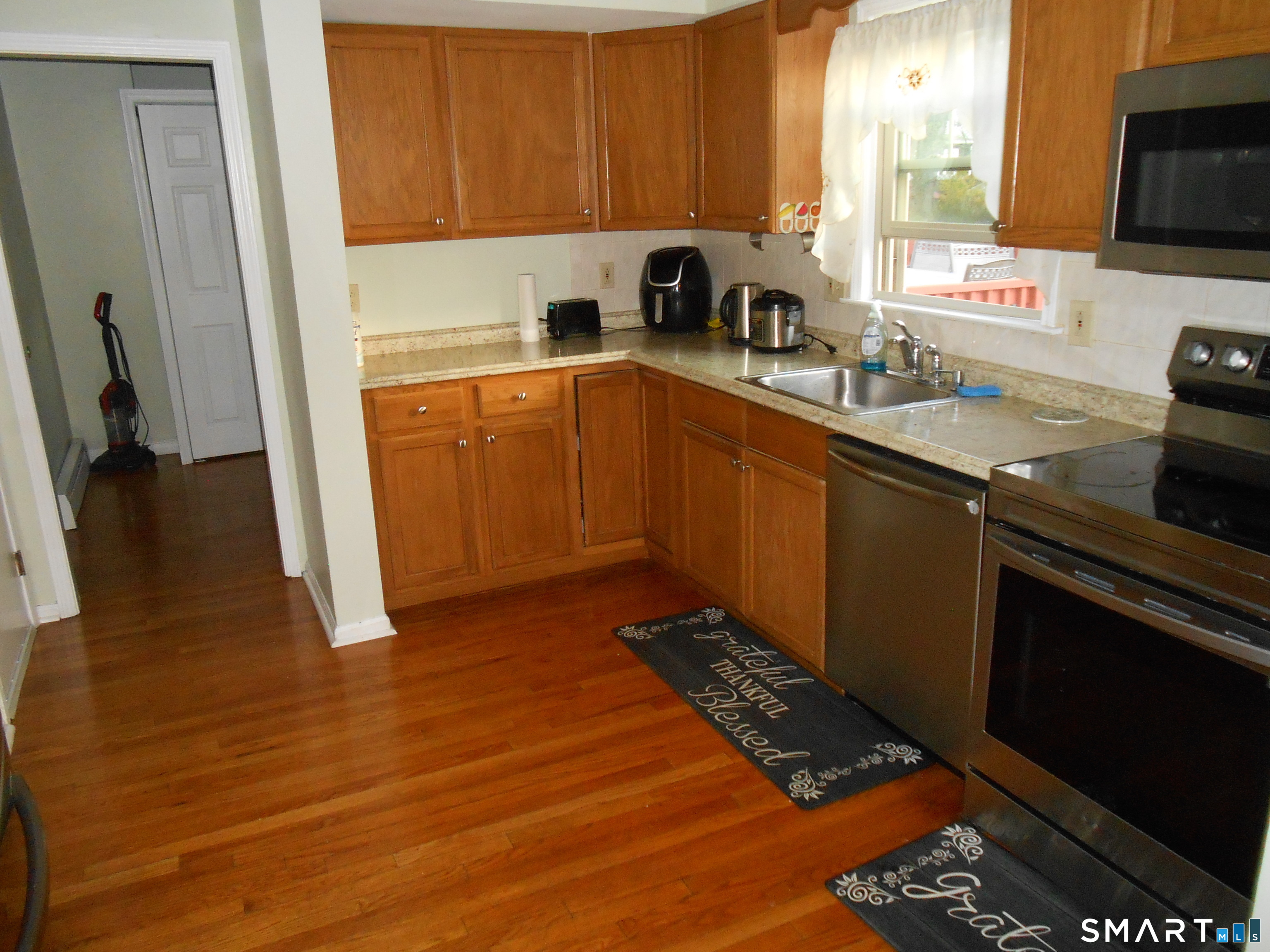 131 Infield Street Bridgeport CT 06606
