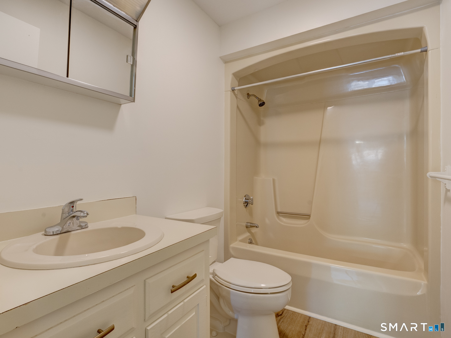 54 Oak Street Middletown CT 06457