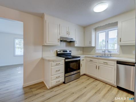 54 Oak Street Middletown CT 06457