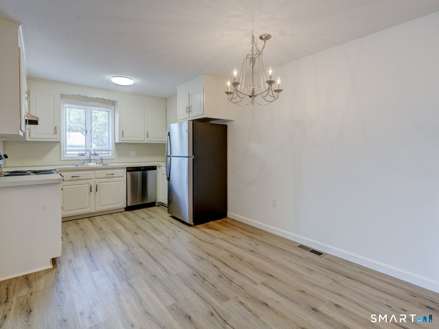 54 Oak Street Middletown CT 06457