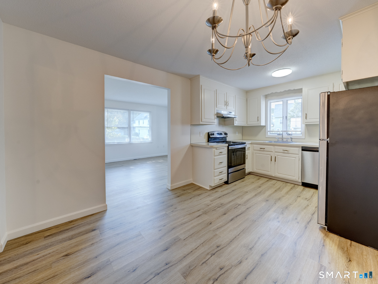 54 Oak Street Middletown CT 06457