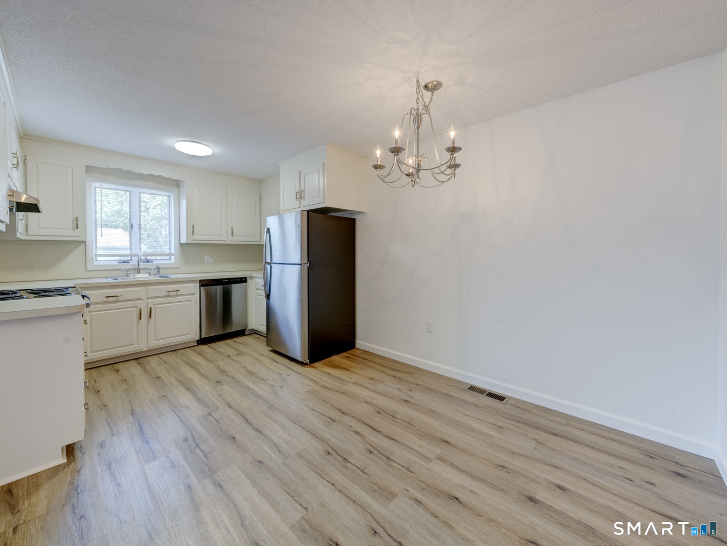 54 Oak Street Middletown CT 06457