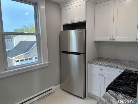 65 Avon Street Milford CT 06461