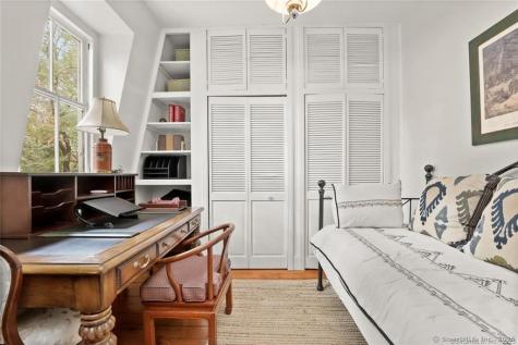 47 Hollow Tree Ridge Road Darien CT 06820