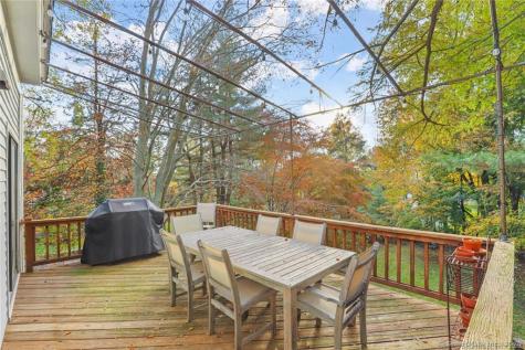 47 Hollow Tree Ridge Road Darien CT 06820