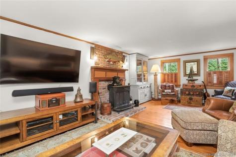 47 Hollow Tree Ridge Road Darien CT 06820
