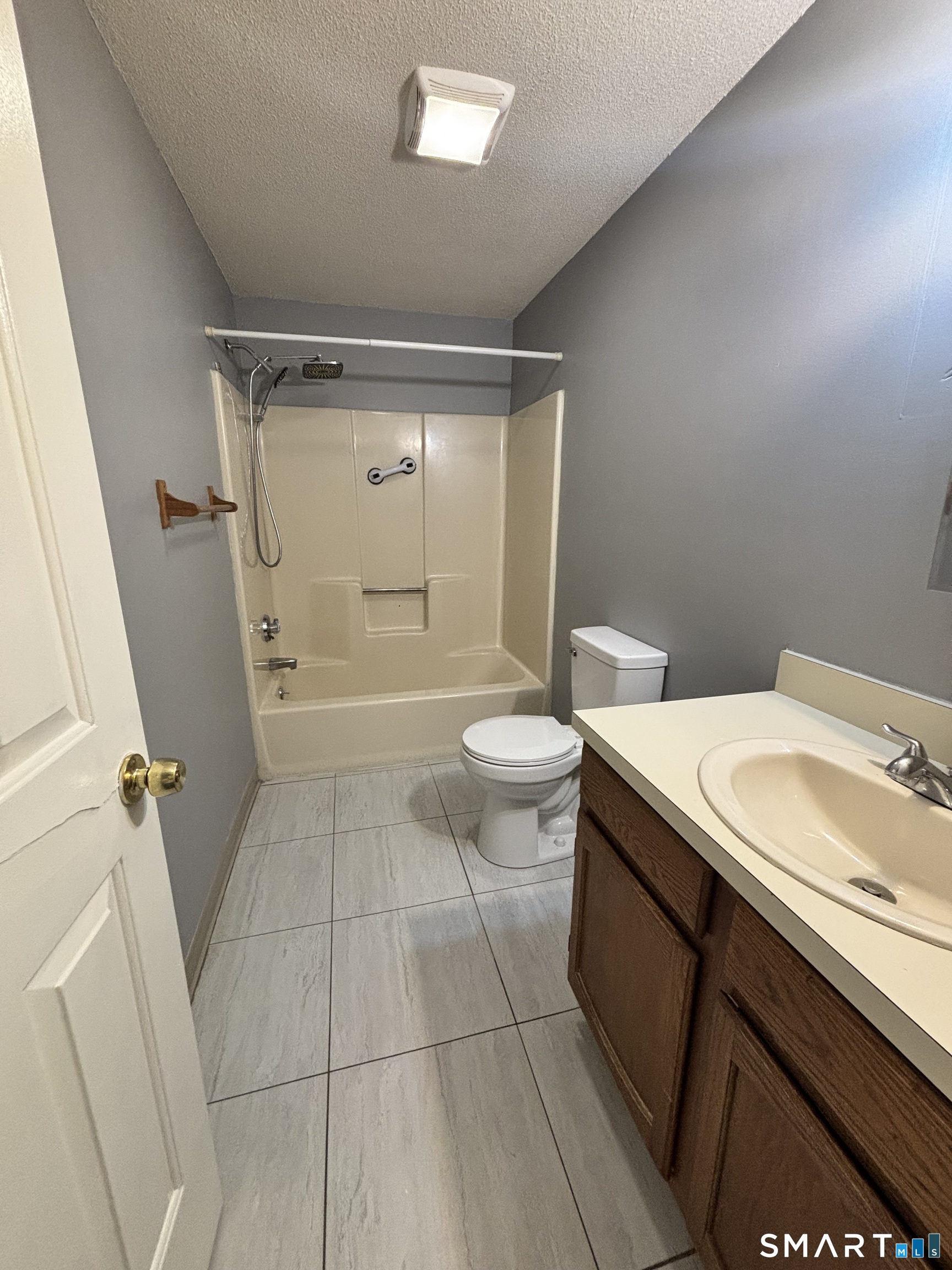 432 Judd Square Wallingford CT 06492