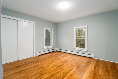 9 Nicholas Square New Milford CT 06776