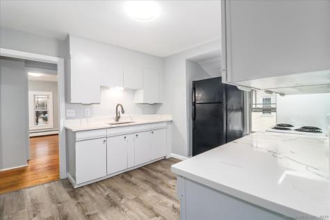 9 Nicholas Square New Milford CT 06776