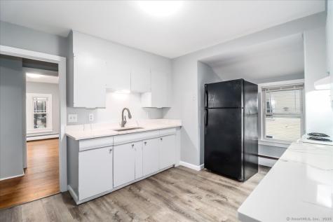 9 Nicholas Square New Milford CT 06776