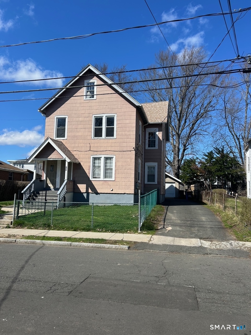82-84 Glendale Avenue Hartford CT 06106