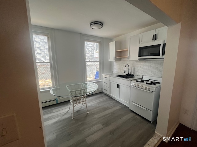118 Pequonnock Street Bridgeport CT 06604