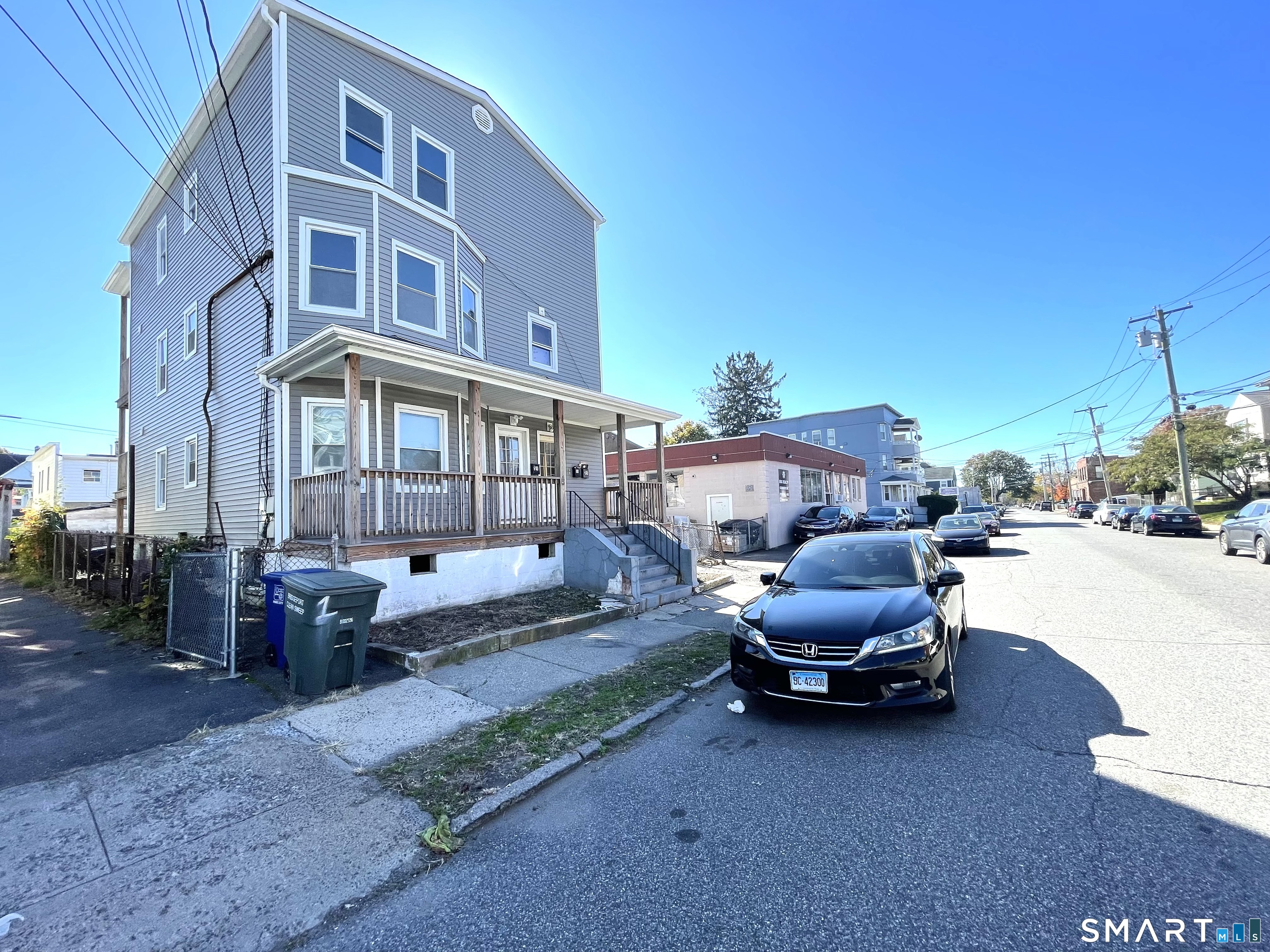 53 Mckinley Avenue Bridgeport CT 06606
