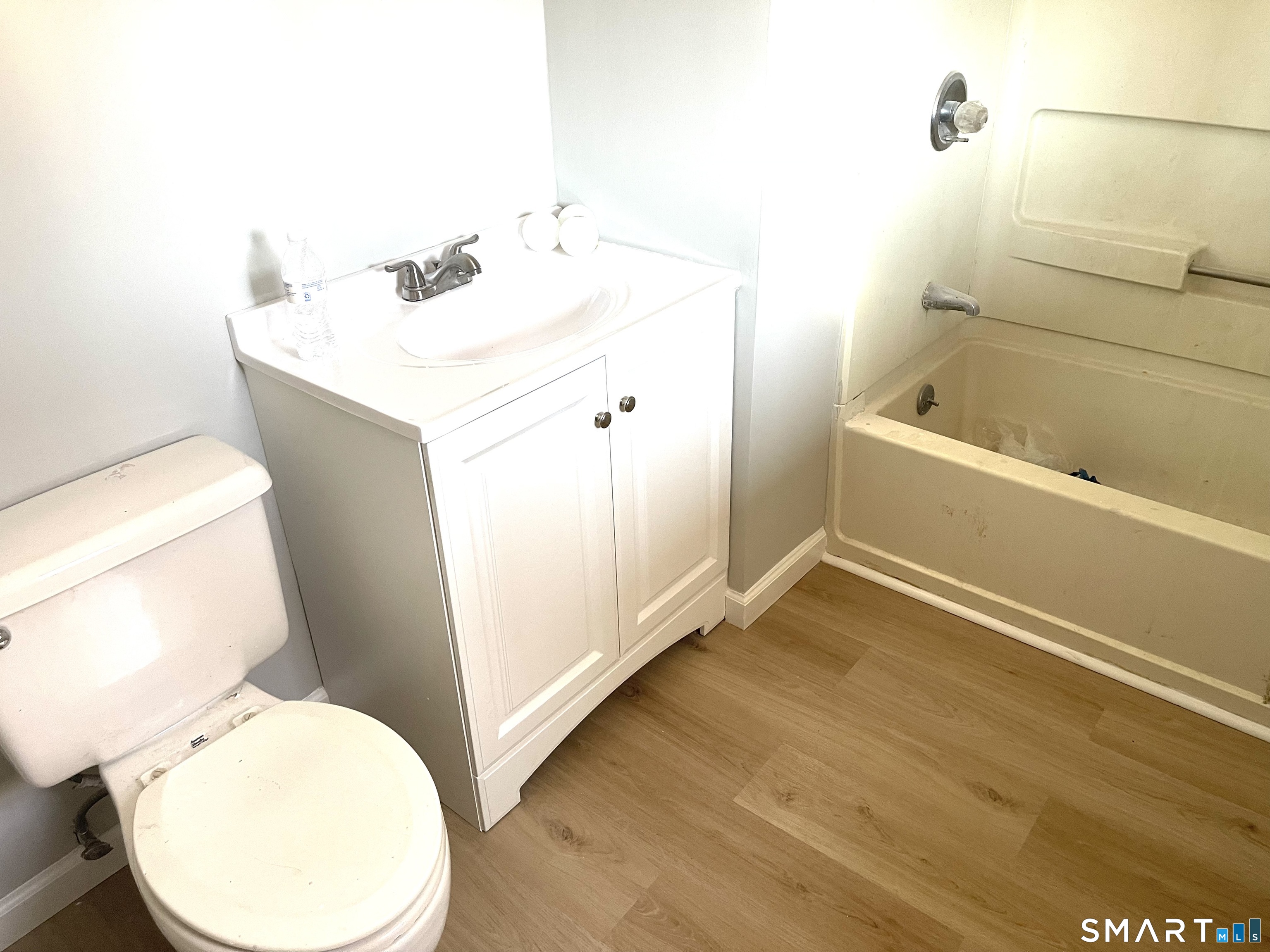 53 Mckinley Avenue Bridgeport CT 06606