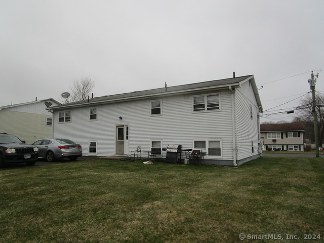 15 Elmview Circle Waterbury CT 06708
