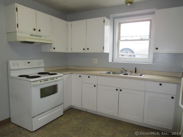 15 Elmview Circle Waterbury CT 06708