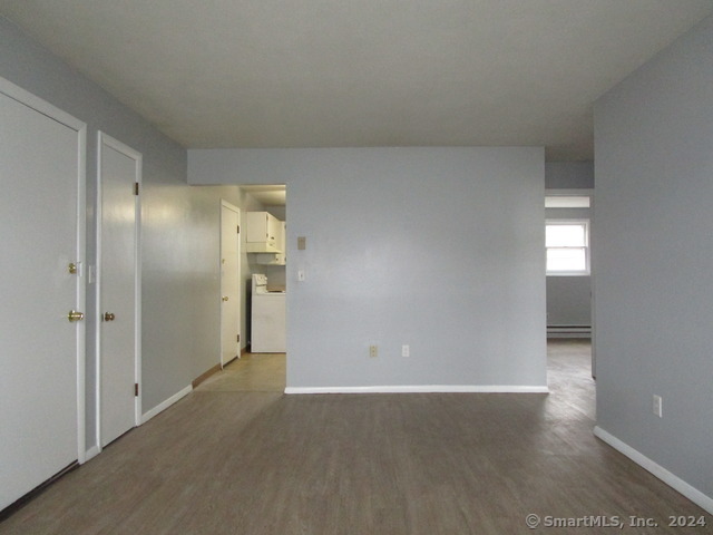 15 Elmview Circle Waterbury CT 06708