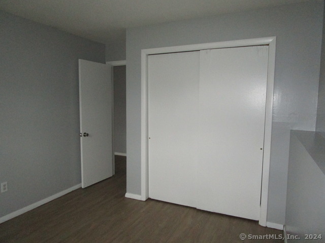 15 Elmview Circle Waterbury CT 06708