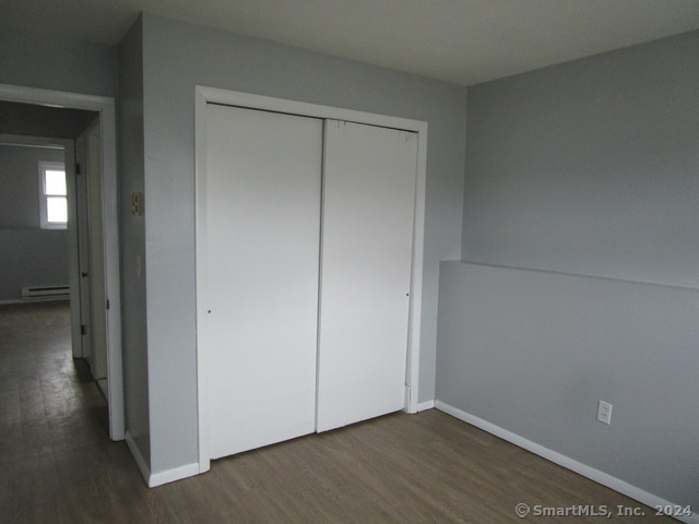 15 Elmview Circle Waterbury CT 06708