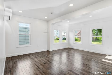 52 Fourth Street Hamden CT 06514