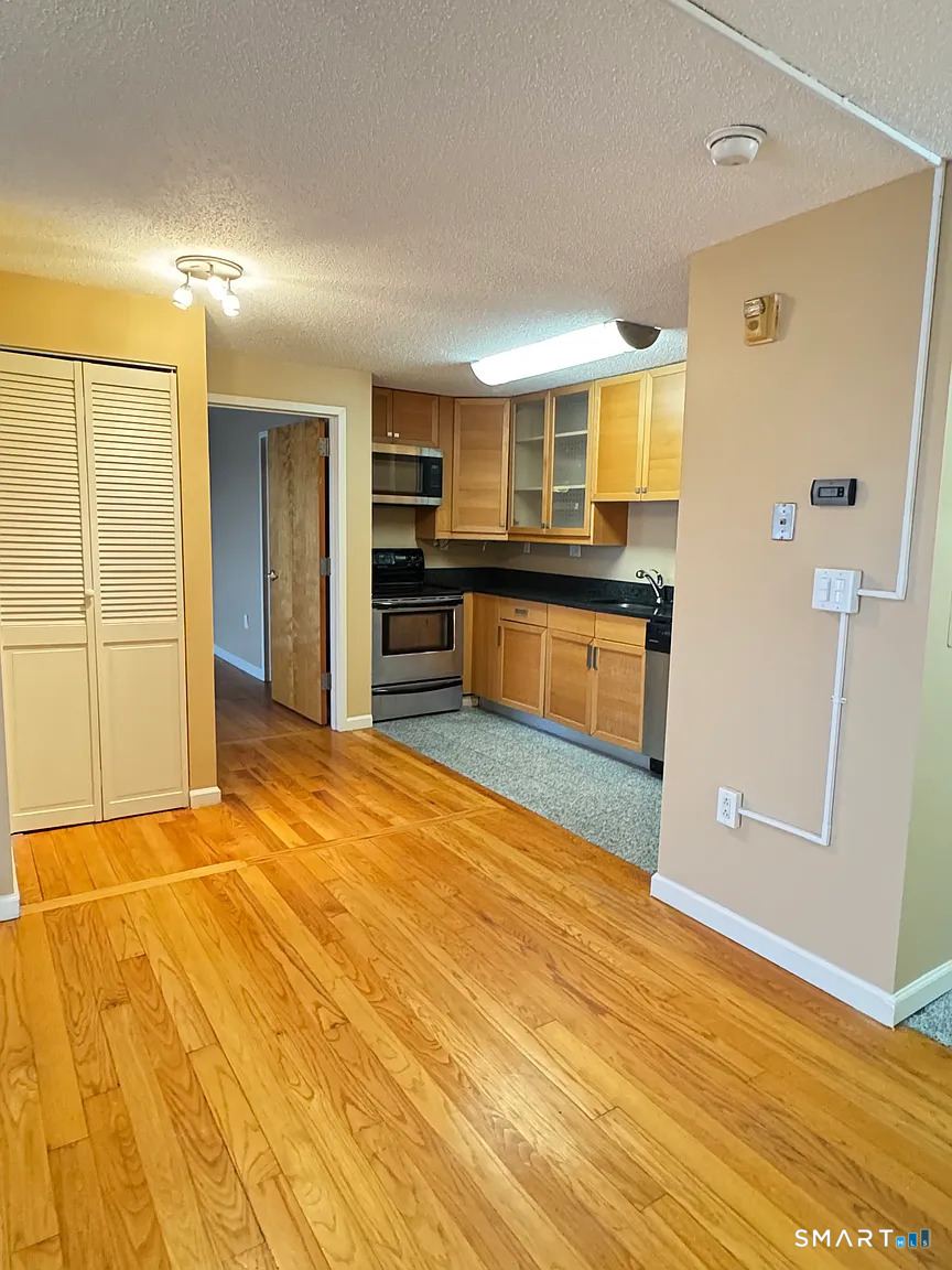 New London CT 06320