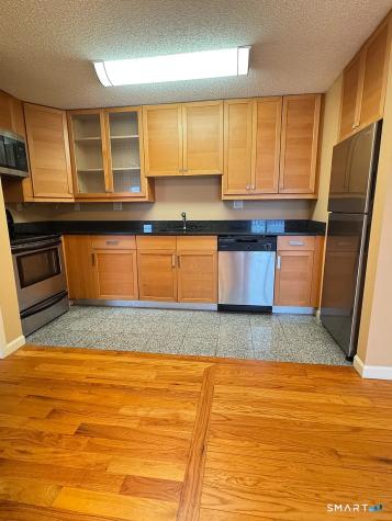 New London CT 06320
