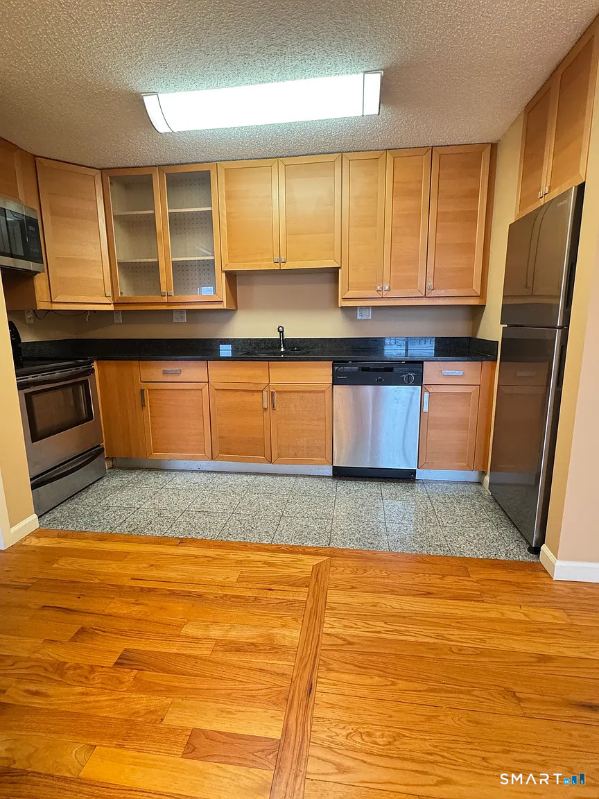 New London CT 06320