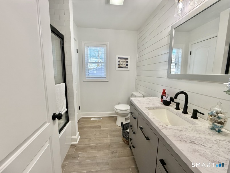 39 Edgefield Avenue Milford CT 06460