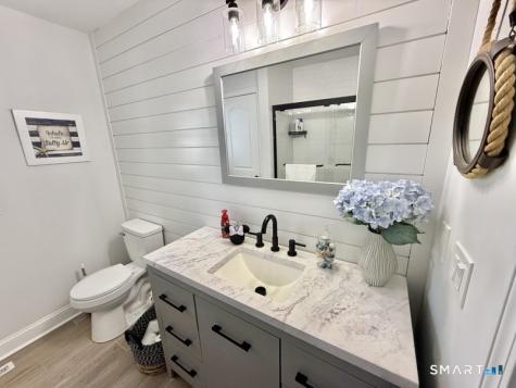 39 Edgefield Avenue Milford CT 06460