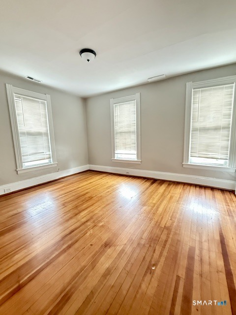 384 Gregory Street Bridgeport CT 06604