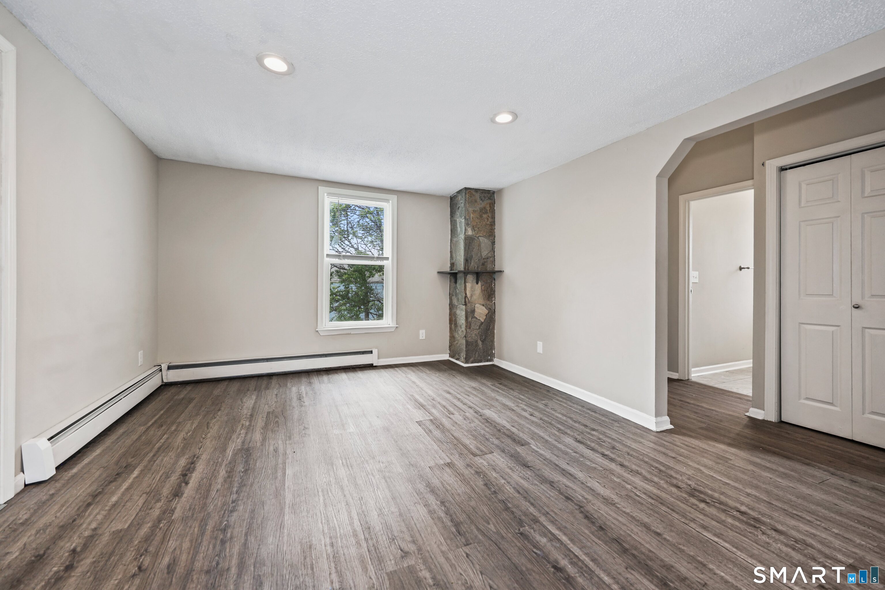 21 Hawkins Street Derby CT 06418