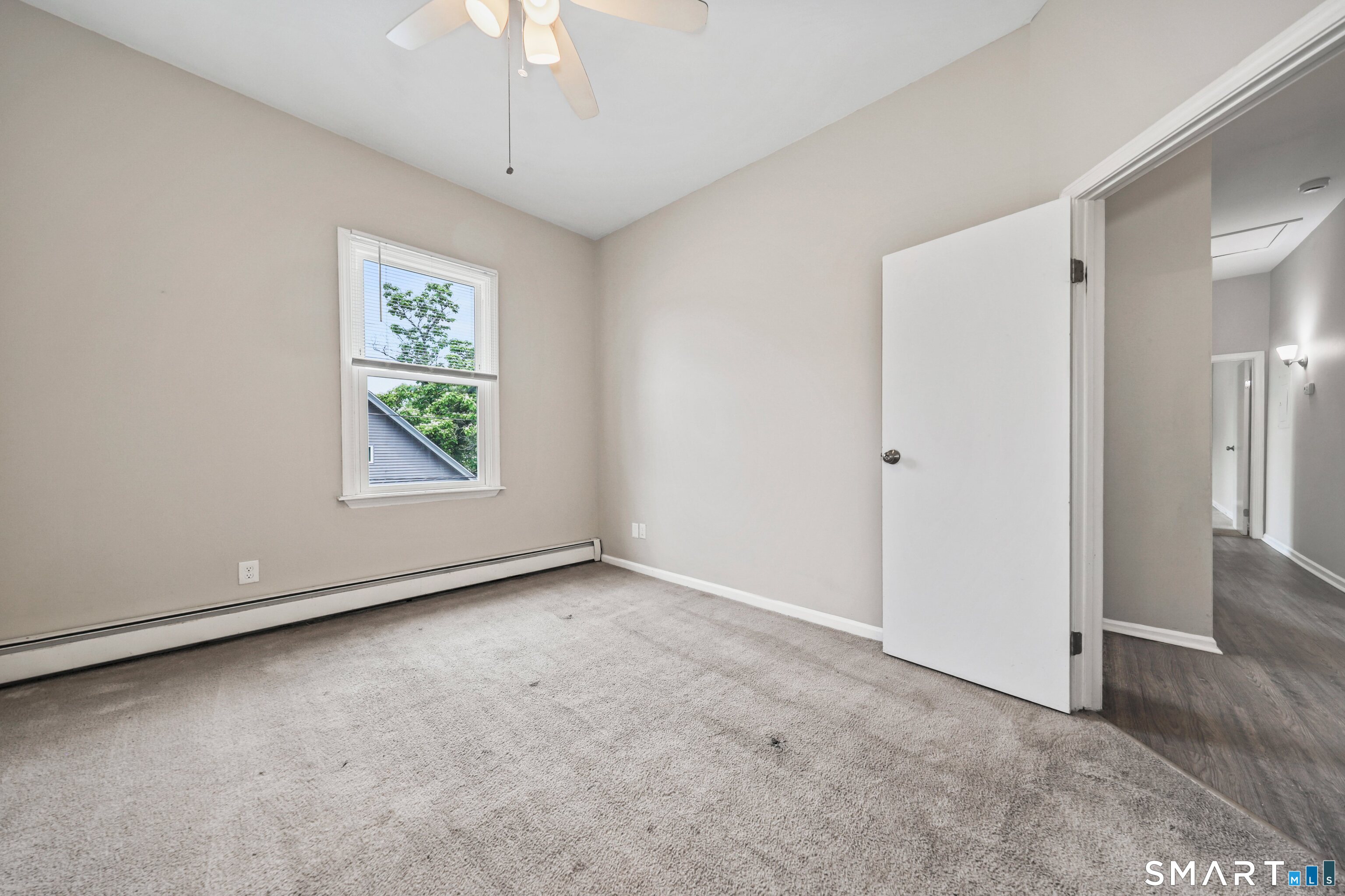 21 Hawkins Street Derby CT 06418
