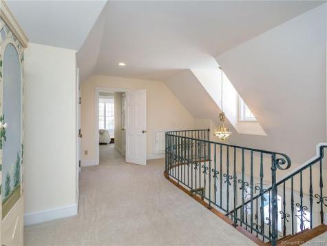 77 Apple Lane Roxbury CT 06783