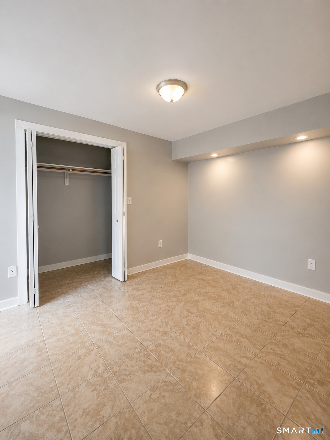 3-17 Curve Street Branford CT 06405