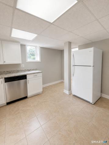 3-17 Curve Street Branford CT 06405