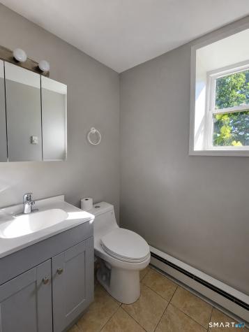 3-17 Curve Street Branford CT 06405